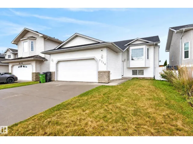 7718 166A AV NW, Edmonton, Alberta T5Z3V9