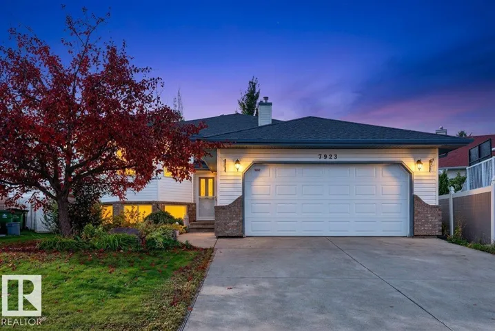 7923 161 AV NW, Edmonton, Alberta T5Z3E9