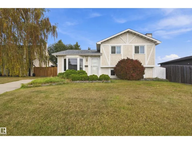 18208 99 AV NW, Edmonton, Alberta T5T3J2