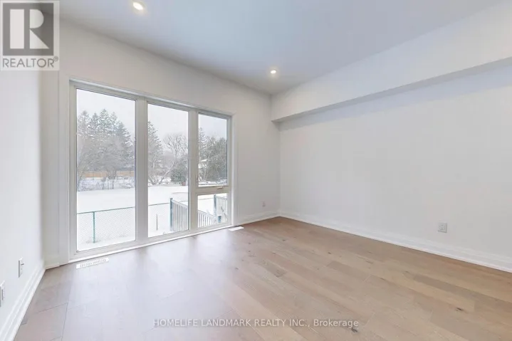 LOWER - 22 PERSICA STREET, Richmond Hill (Oak Ridges), Ontario L4E1L3