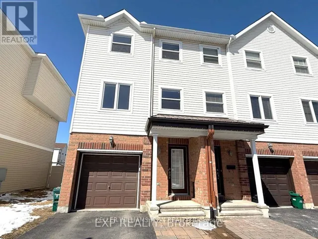 374 MOFFAT POND COURT, Ottawa, Ontario K2J0C7