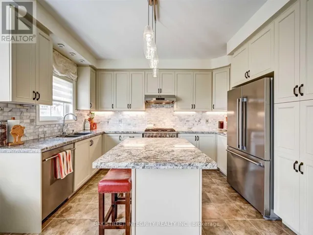 537 STREAM CRESCENT, Oakville (SH Sixteen Hollow), Ontario L6M1N7