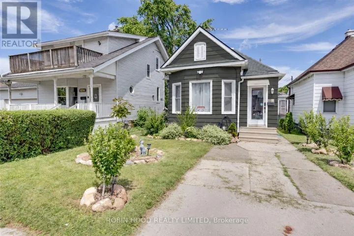1108 ASSUMPTION STREET, Windsor, Ontario N9A3C4