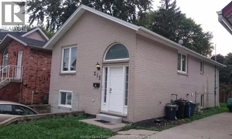 215 RANKIN, Windsor, Ontario N9B2R4