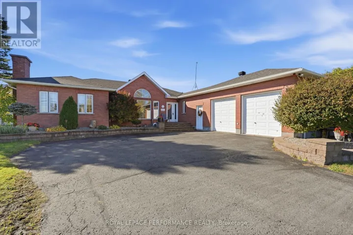 3370 FRONT ROAD, Champlain, Ontario K6A2R2