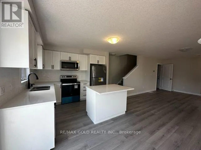 17 WILKINSON AVENUE, Cambridge, Ontario N1S0C5