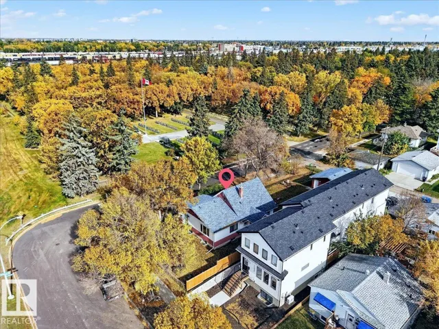 12331 107 ST NW, Edmonton, Alberta T5G2T1