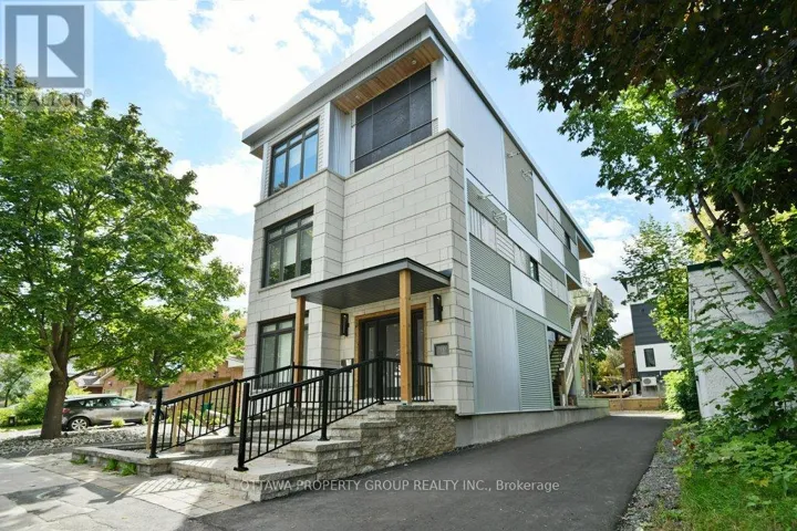 10 CHESTNUT STREET, Ottawa, Ontario K1S0Z8