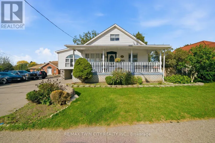 986 COLBORNE STREET, Brantford, Ontario N3S3T4