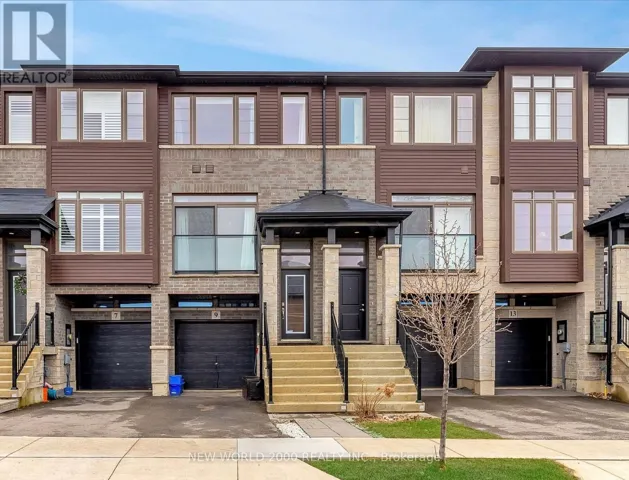 9 SOHO STREET, Hamilton (Stoney Creek Mountain), Ontario L8J0L5
