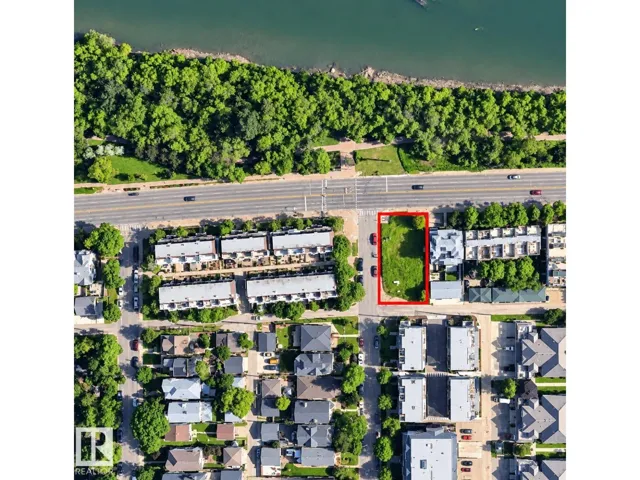9755 92 ST NW, Edmonton, Alberta T6C2C4