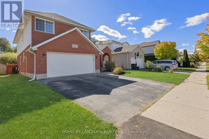 723 CHESAPEAKE DRIVE, Waterloo, Ontario N2K4G4