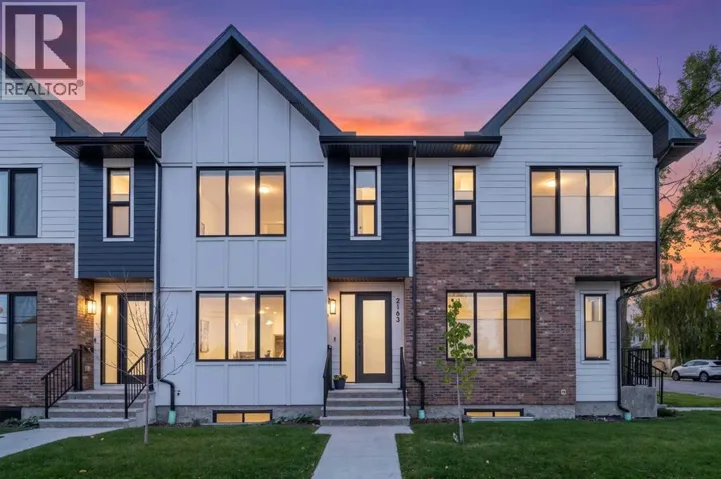 2183 49 Avenue SW, Calgary, Alberta T2T5C1