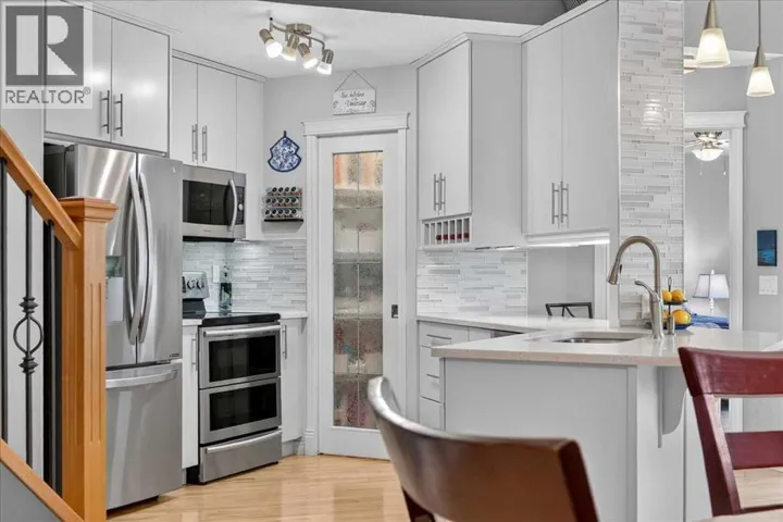248 Springbank Villas SW, Calgary, Alberta T3H5P7