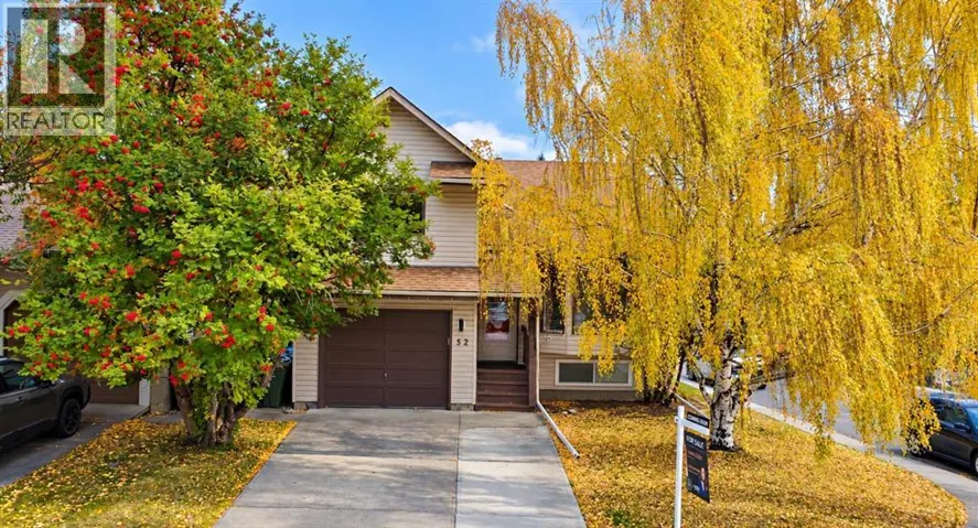 52 Cedargrove Way SW, Calgary, Alberta T2W4V2