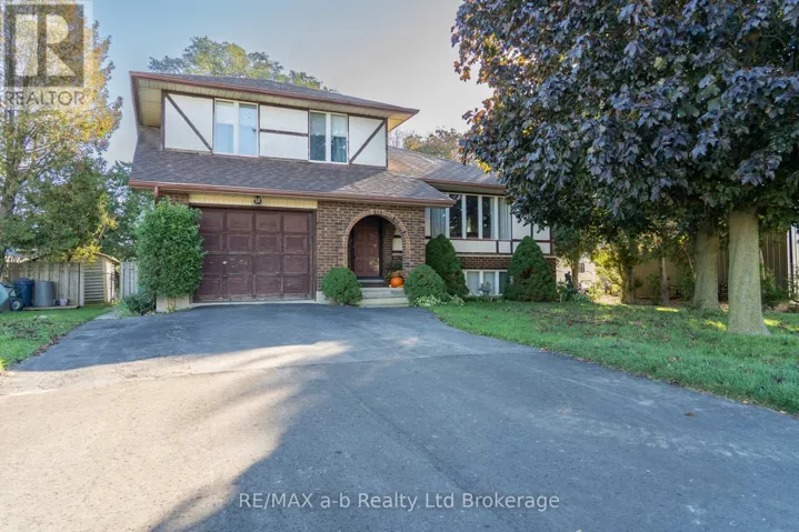 2 CRANBERRY ROAD, Tillsonburg, Ontario N4G4Y9