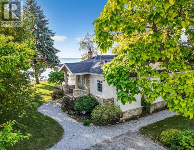 1295 HERITAGE ROAD, Kingsville, Ontario N9Y2E6