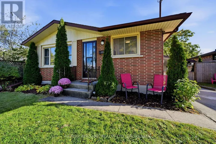 123 MEREDITH DRIVE, St. Catharines (Carlton/Bunting), Ontario L2M6C5