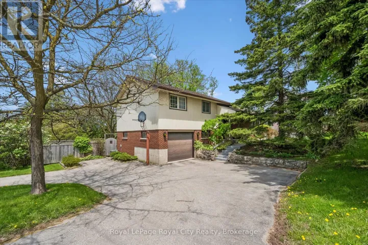16 WATER STREET W, Centre Wellington (Elora/Salem), Ontario N0B1S0