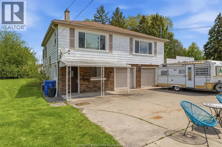 224 LESPERANCE, Tecumseh, Ontario N8N1W3