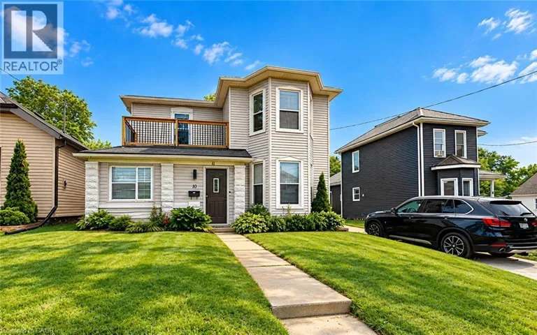 10 MEDA Street, St. Thomas, Ontario N5P1W5