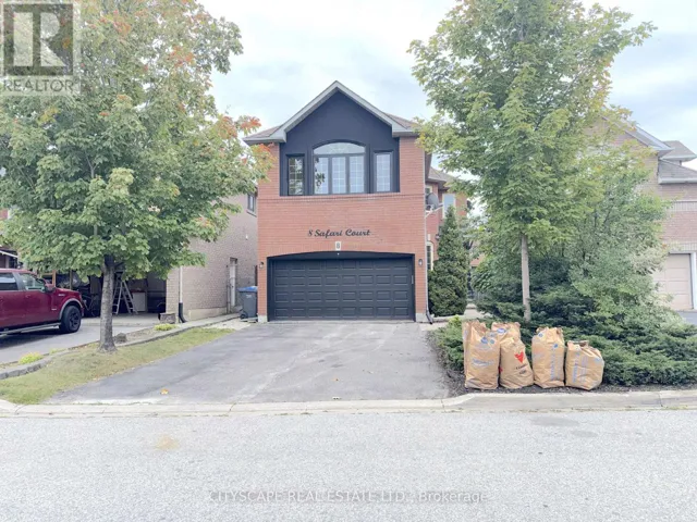 8 SAFARI COURT, Brampton (Snelgrove), Ontario L7A1G8