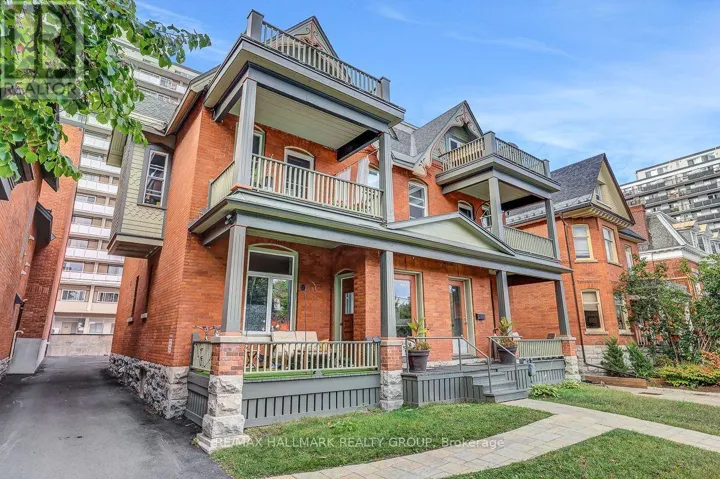 161-163 GILMOUR STREET, Ottawa, Ontario K2P0N8