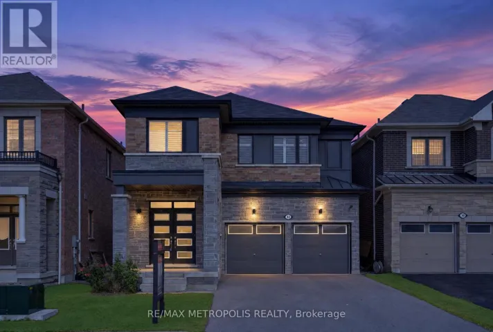 32 LOCKYER DRIVE, Whitby, Ontario L1P0M2