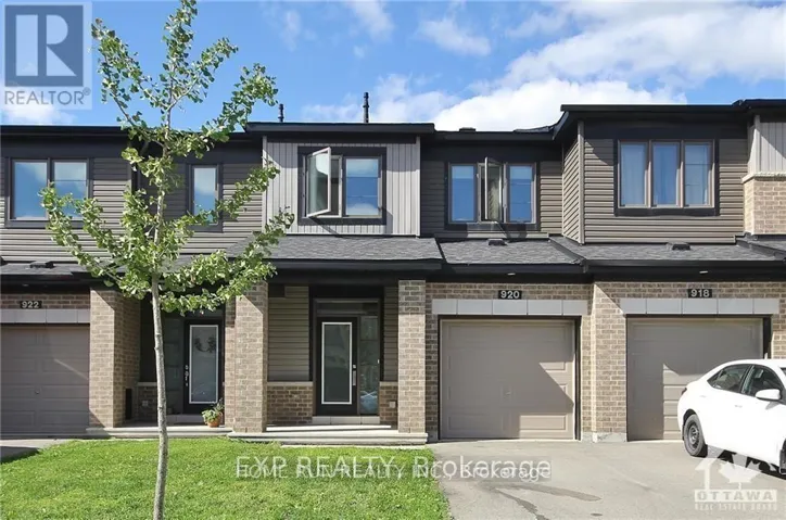 920 KILBIRNIE DRIVE, Ottawa, Ontario K2J6G2