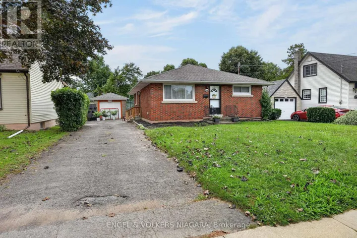 6534 RIALL STREET, Niagara Falls (Stamford), Ontario L2J1Z6