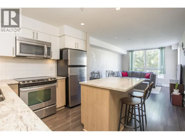 308 55 EIGHTH AVENUE, New Westminster, British Columbia V3L0E8