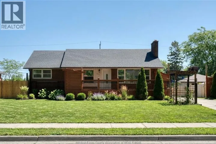 3310 RANKIN AVENUE, Windsor, Ontario N9E3C1