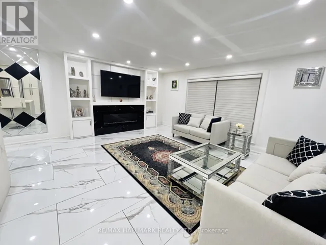 300 TIPPERARY STREET, Oshawa (Vanier), Ontario L1J6Y1