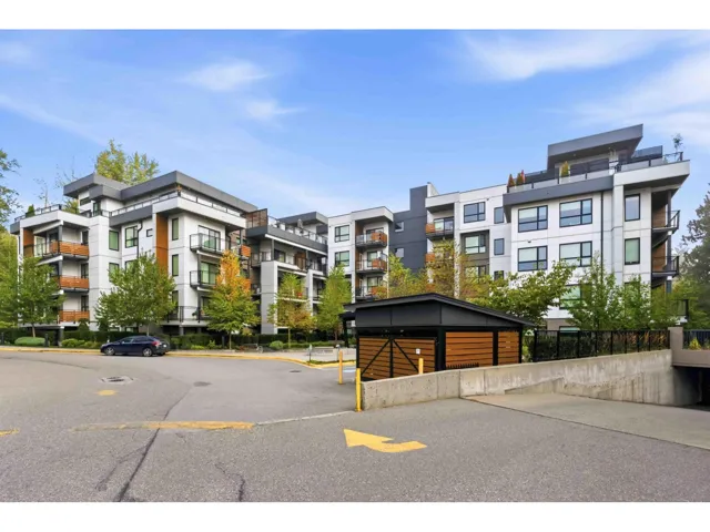 203 3182 GLADWIN ROAD, Abbotsford, British Columbia V2T0K8