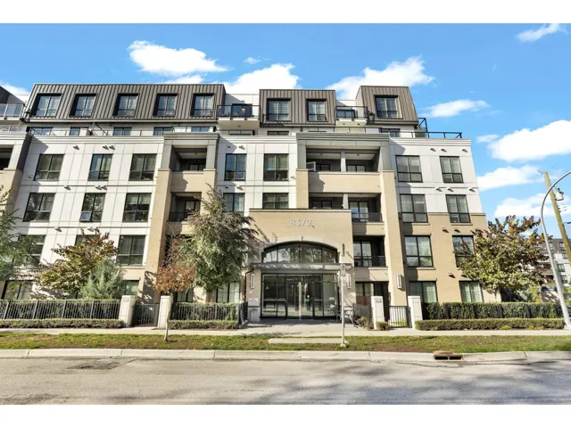 606 8379 201 STREET, Langley, British Columbia V2Y3S6
