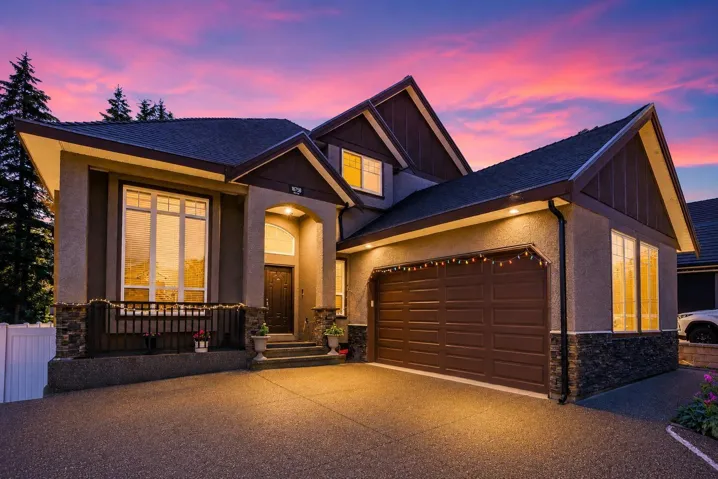 16758 86 AVENUE, Surrey, British Columbia V4N5N4