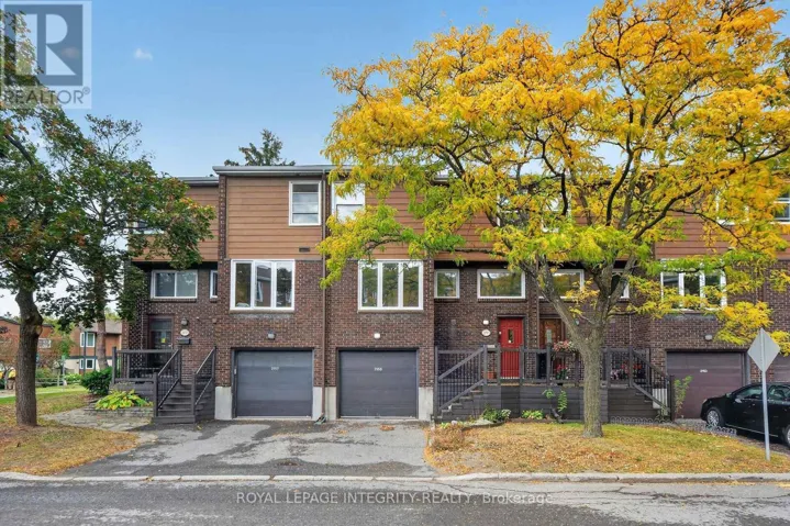 37 - 2155 ERIC CRESCENT, Ottawa, Ontario K1B4P6