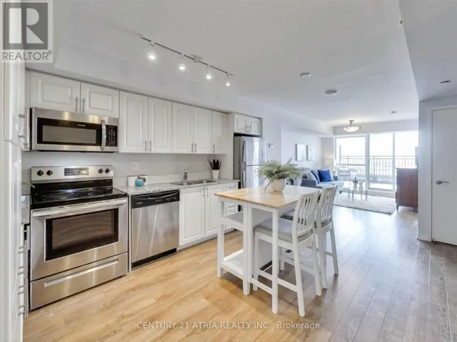702 - 3091 DUFFERIN STREET, Toronto (Yorkdale-Glen Park), Ontario M6A0C4