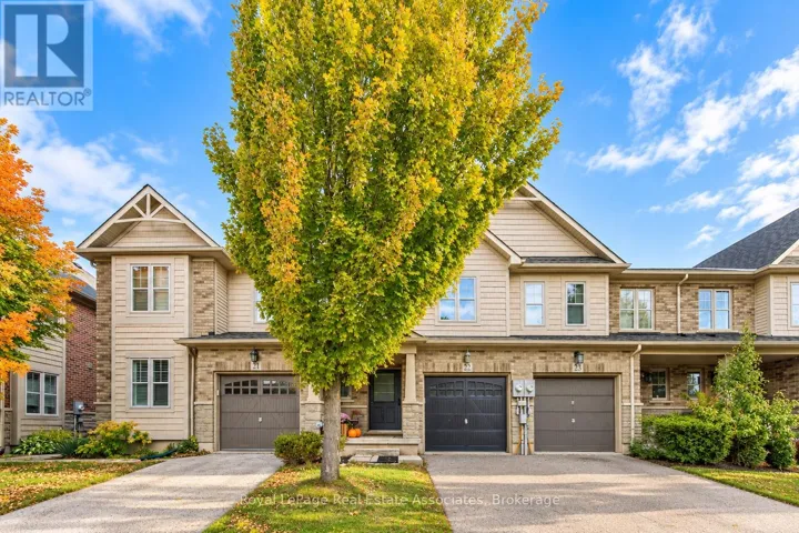 22 - 10 PUMPKIN PASS, Hamilton (Binbrook), Ontario L0R1C0