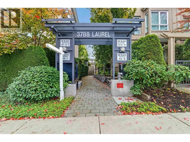 15 3788 LAUREL STREET, Burnaby, British Columbia V5G1M7