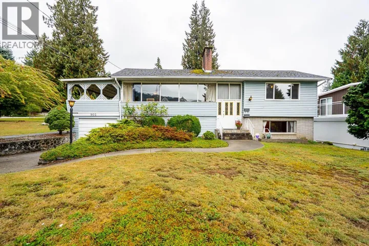 902 WALLACE WYND, Port Moody, British Columbia V3H1B5