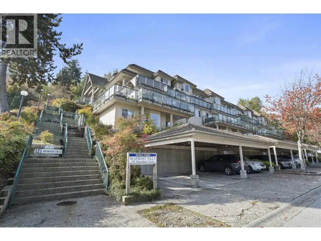 201 121 SHORELINE CIRCLE, Port Moody, British Columbia V3H5G2