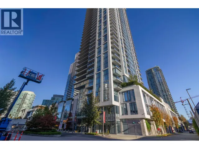 506 6098 STATION STREET, Burnaby, British Columbia V5H0H4
