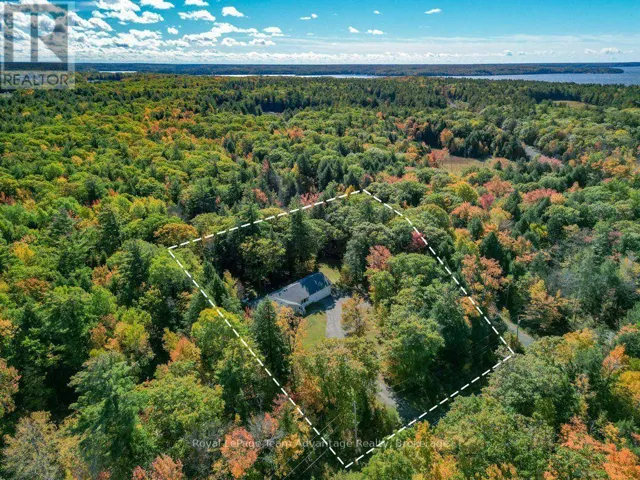 Aerial with Approximate Lot Line