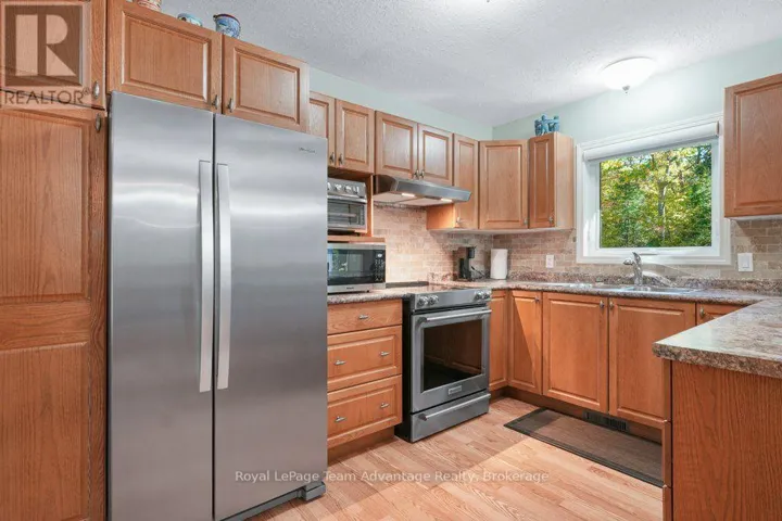 Lots of Cabinets