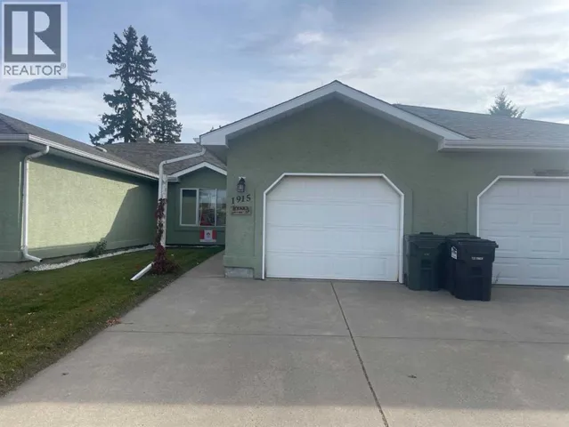 1915 17 Street, Didsbury, Alberta T0M0W0