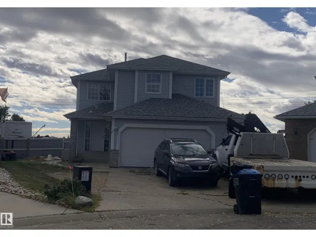 11511 9 AV NW, Edmonton, Alberta T6J6T9
