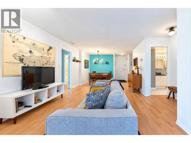 206 2405 KAMLOOPS STREET, Vancouver, British Columbia V5M4V6