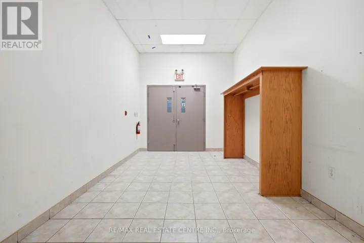 B1 - 45 WYNDHAM STREET N, Guelph (Downtown), Ontario N1H4E4