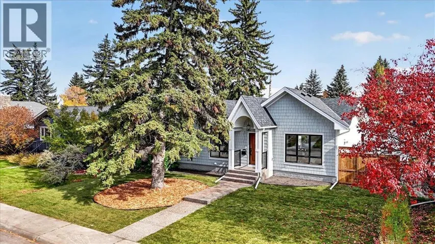 60 Governor Drive SW, Calgary, Alberta T3E4Y9